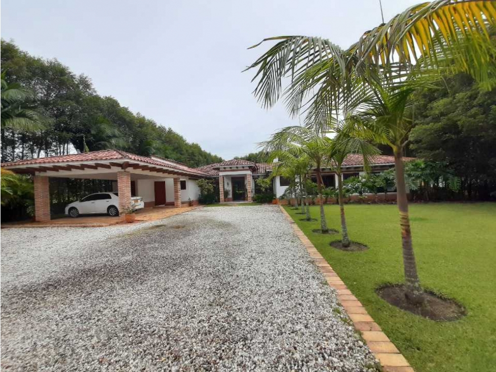 Venta Casa Campestre en Rionegro LLanogrande sector el Hato - 1