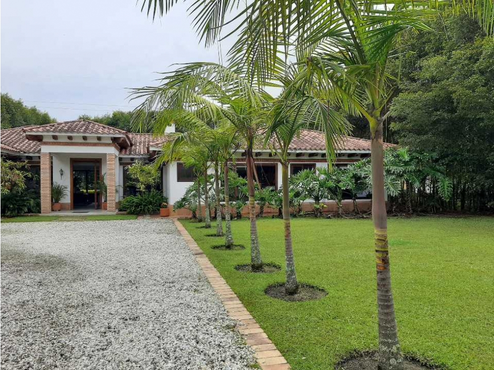 Venta Casa Campestre en Rionegro LLanogrande sector el Hato - 2