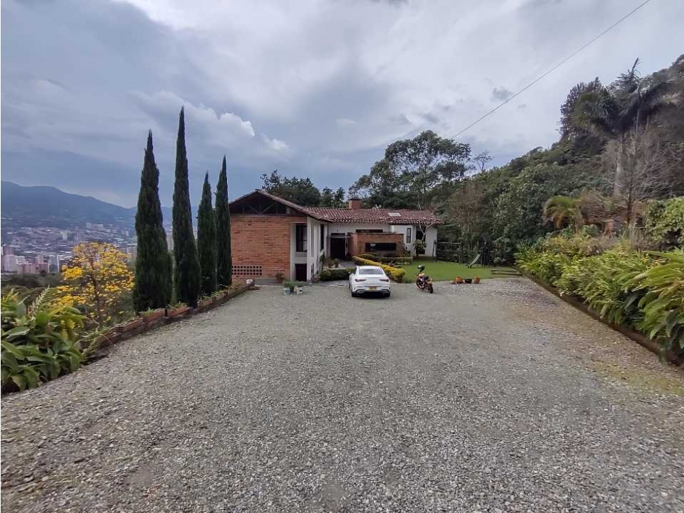 ARRIENDO DE CASA CAMPESTRE EN SABANETA SECTOR LA DOCTORA - 1