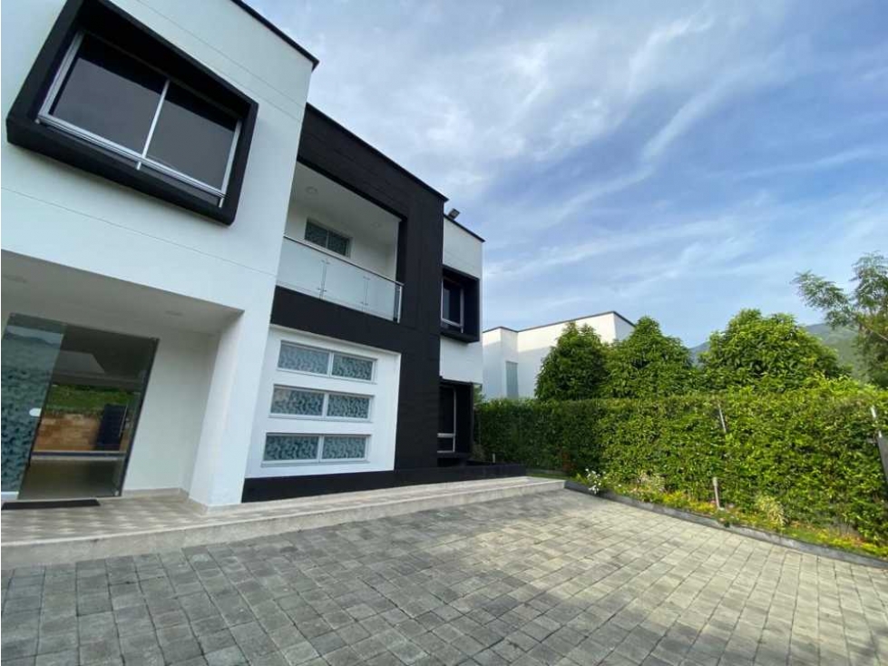 VENTA DE CASA CAMPESTRE EN SAN JERÓNIMO PARCELACIÓN GUAYACANES - 3