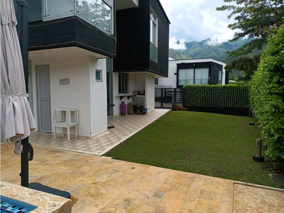 VENTA DE CASA CAMPESTRE EN SAN JERÓNIMO — foto 2