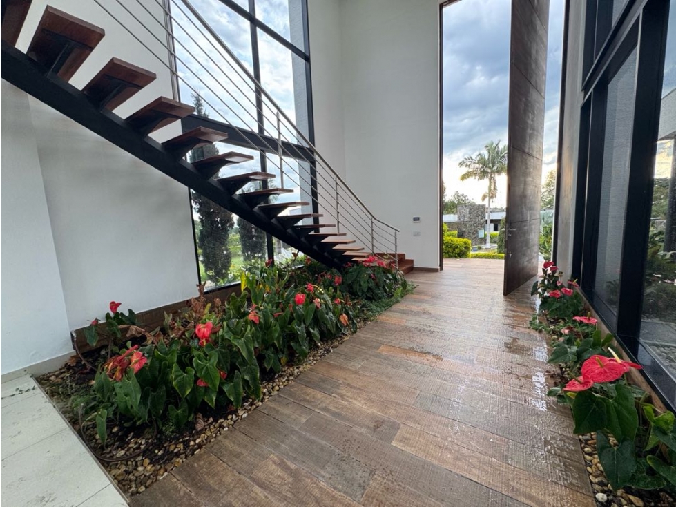 VENTA DE CASA CAMPESTRE EN VIA PEREIRA - CIRCASIA