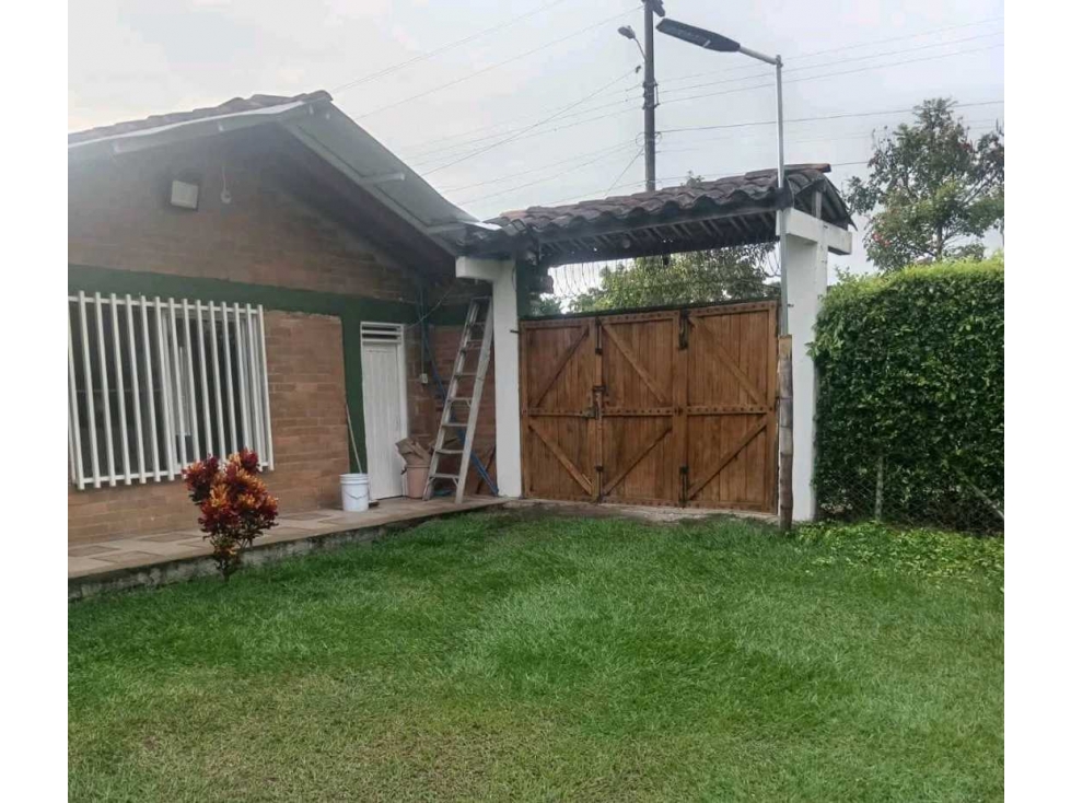 VENTA DE CASA CAMPESTRE HOLGUIN VALLE