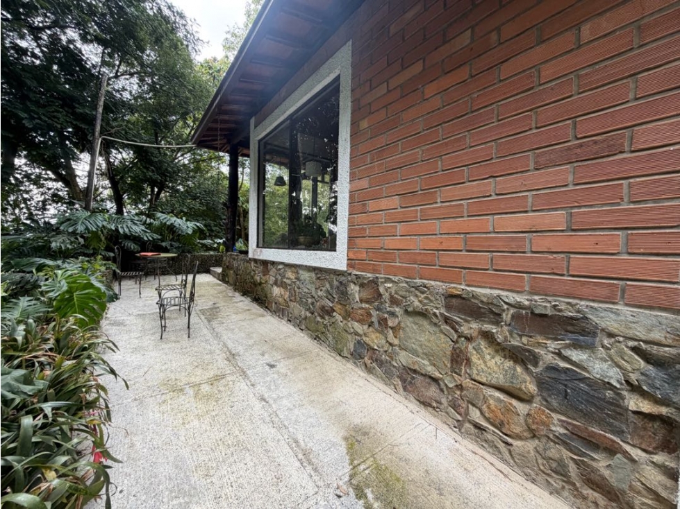 Venta de casa campestre independiente loma del chocho envigado — foto 3