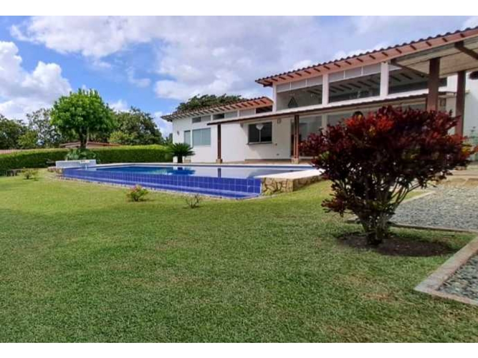 Venta de casa campestre moderna con piscina cerca club campestre — foto 4