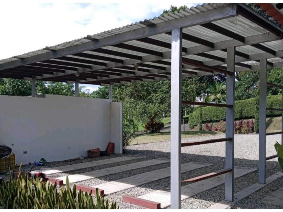 Venta de casa campestre moderna con piscina cerca club campestre — foto 5