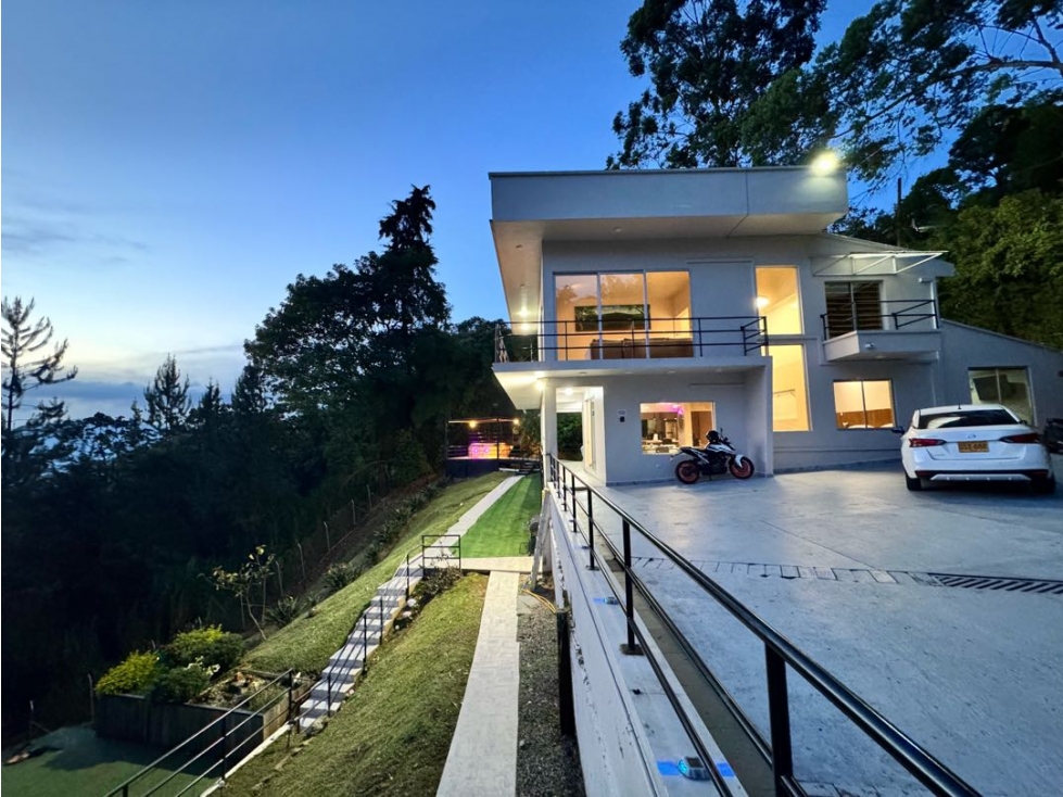 Venta de Casa Campestre para Airbnb en Palmas - El Poblado Medellín — foto 2