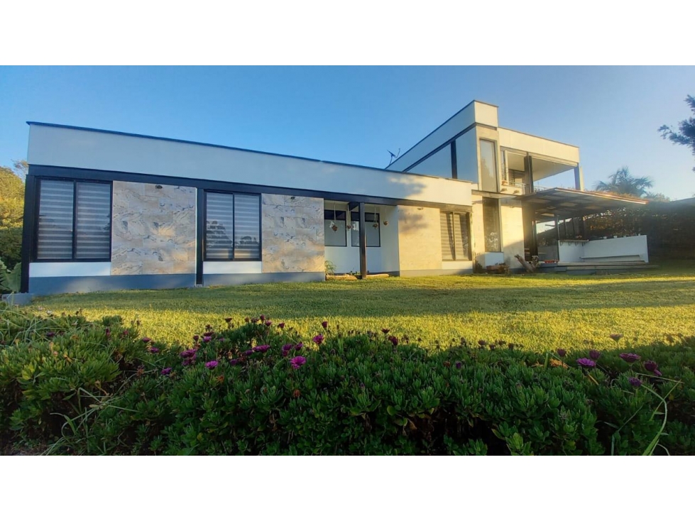 Venta de casa campestre Rionegro Antioquía vereda mampuesto