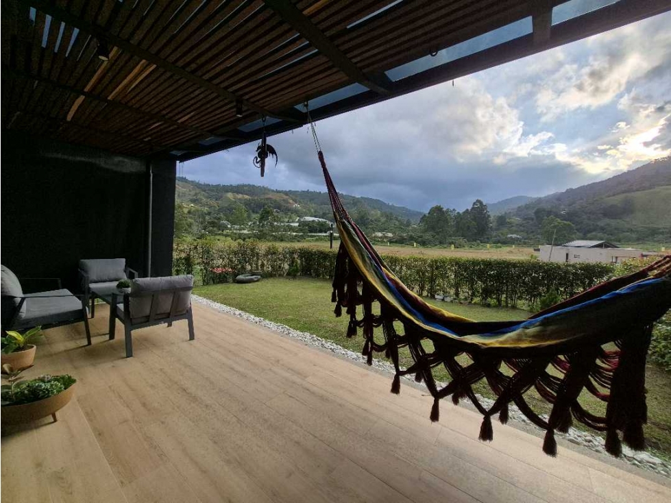 Venta de Casa Campestre Unidad Cerrada en el Retiro — foto 5