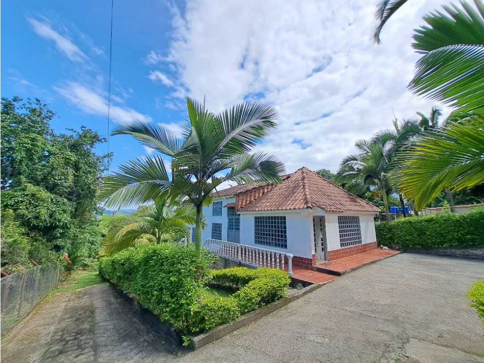 Venta/Arriendo Casa Campestre a 200 m del parque Makute - 1