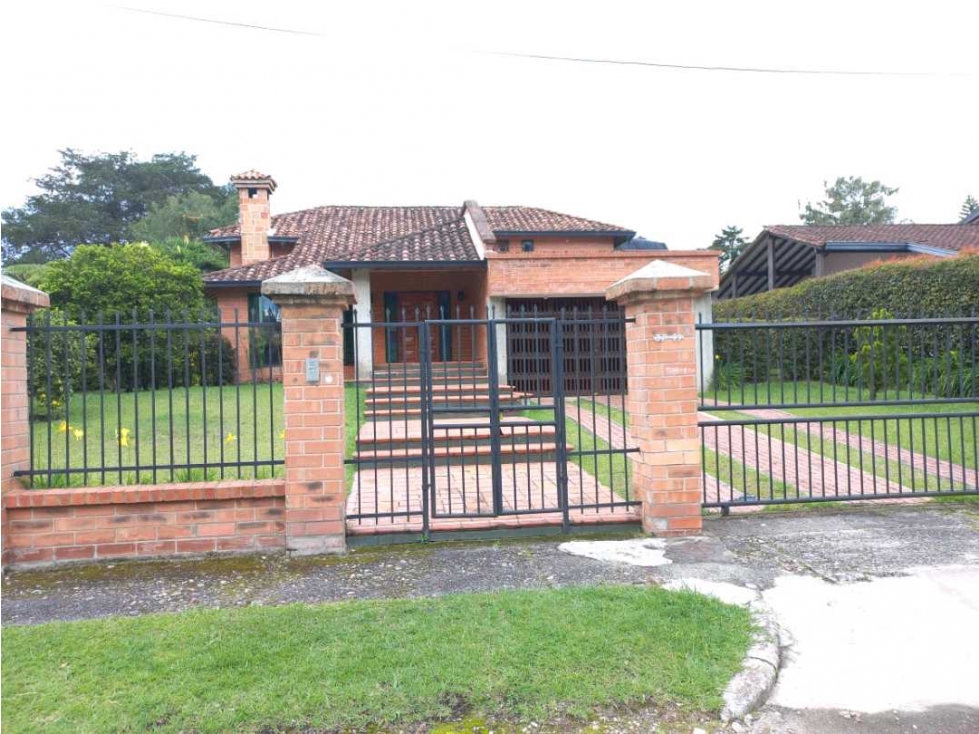 Venta de Casa Campestre.Rionegro llanogrande (gualanday)