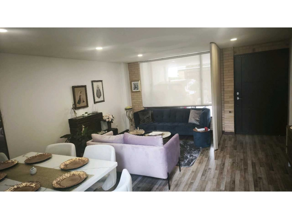 Venta de Casa Central Cota