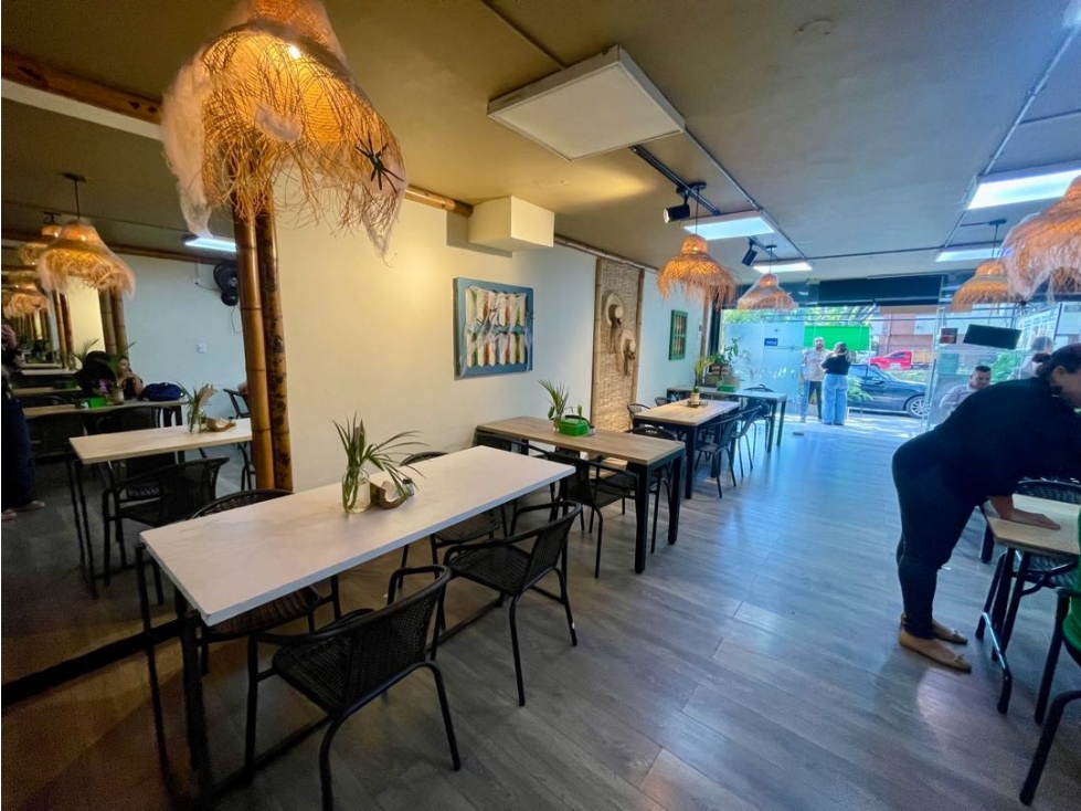 Venta de casa comercial La Flora / generando renta para inversionistas