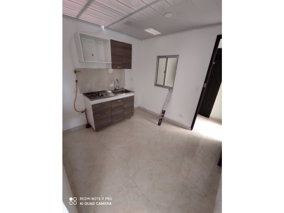 Venta de CASA con 7 APARTAESTUDIOS rentando en PRADO CENTRO — foto 3