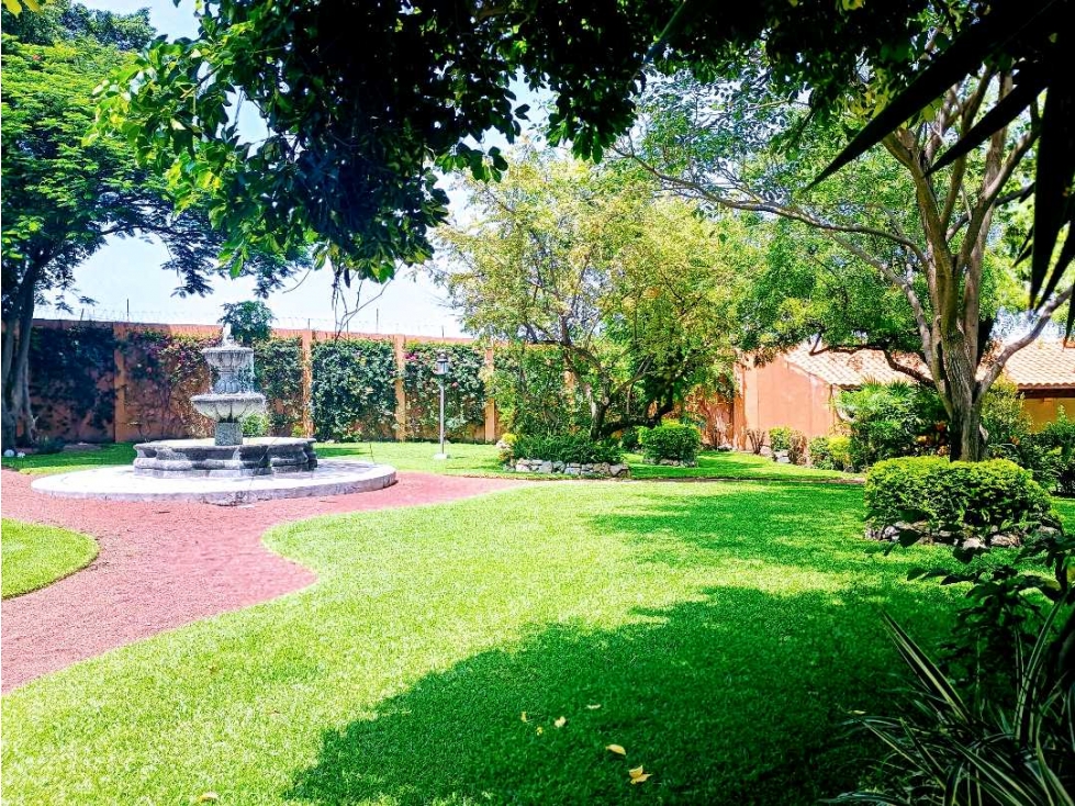 VENTA DE CASA DE UN NIVEL CON ALBERCA EN CUERNAVACA REAL DE TEZOYUCA - 2