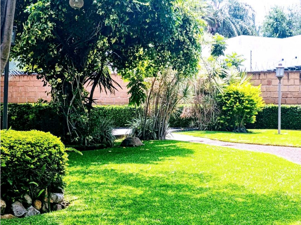 VENTA DE CASA DE UN NIVEL CON ALBERCA EN CUERNAVACA REAL DE TEZOYUCA - 5