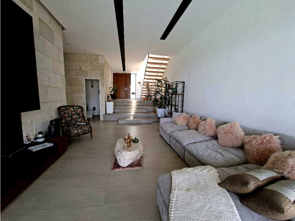 VENTA DE CASA CON ALBERCA EN CLUB DE GOLF SAN GASPAR JIUTEPEC — foto 3