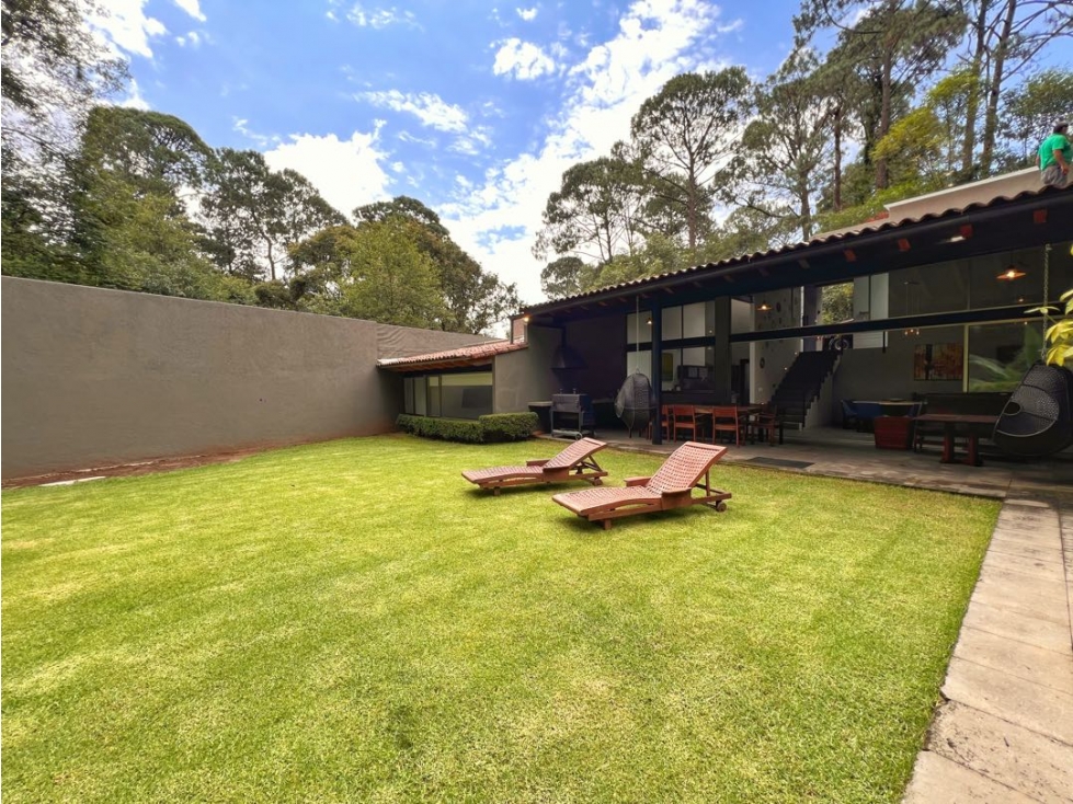 VENTA DE CASA AMUEBLADA CON ALBERCA,JACUZZI Y JARDÍN I AVANDARO — foto 3
