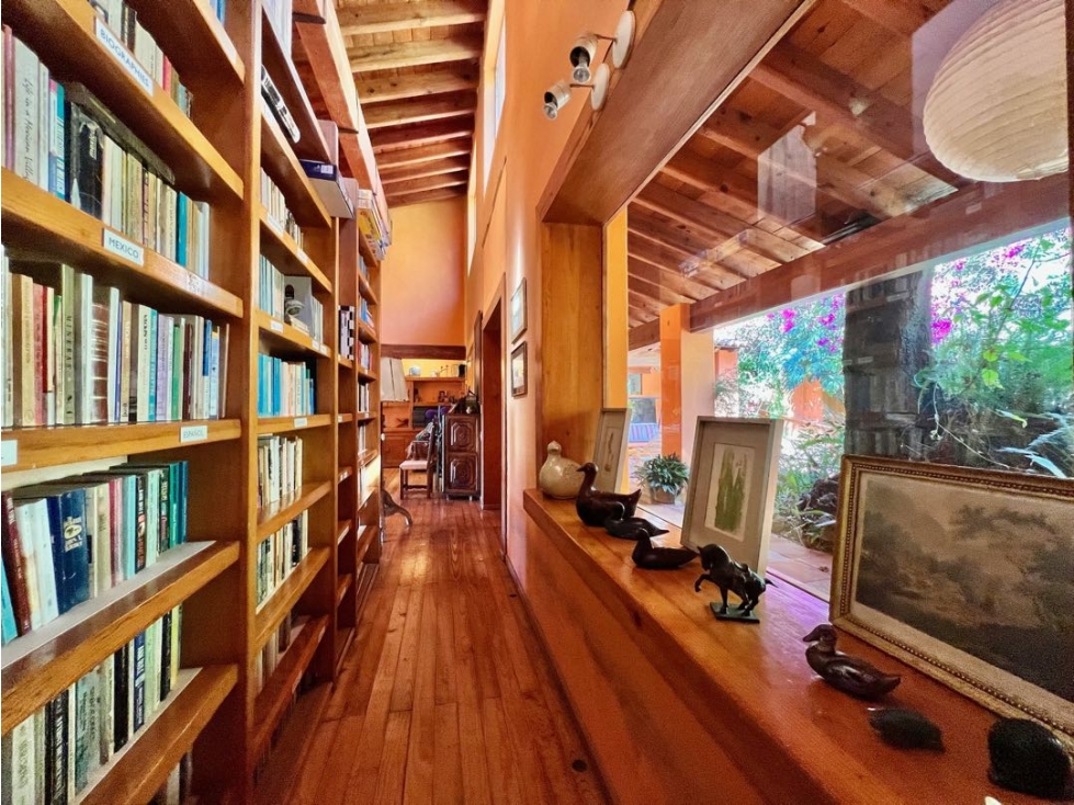 VENTA DE CASA CON AMPLIO JARDIN Y CON BUENA UBICACION | VALLE DE BRAVO — foto 6