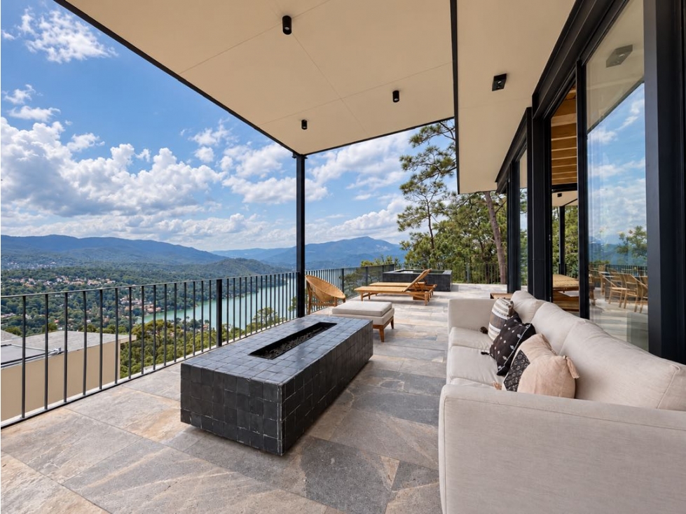 VENTA DE CASA CON JACUZZI, TERRAZA Y VISTAS I VALLE DE BRAVO - 4