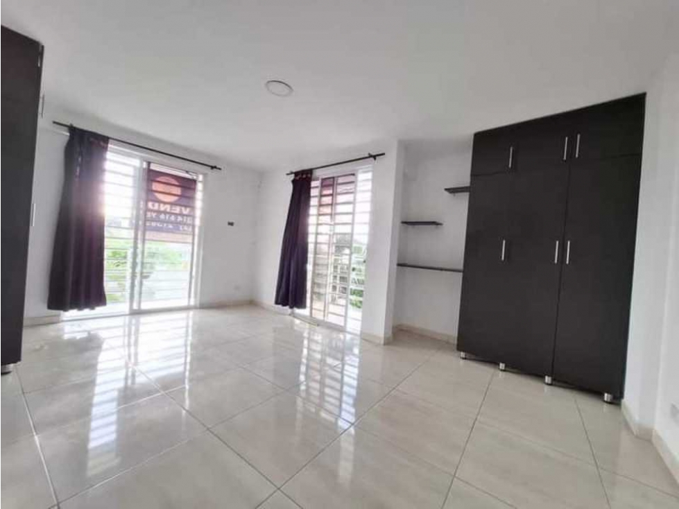 VENTA DE CASA CON LOCAL COMERCIAL EL MARISCAL CARTAGO VALLE - 3