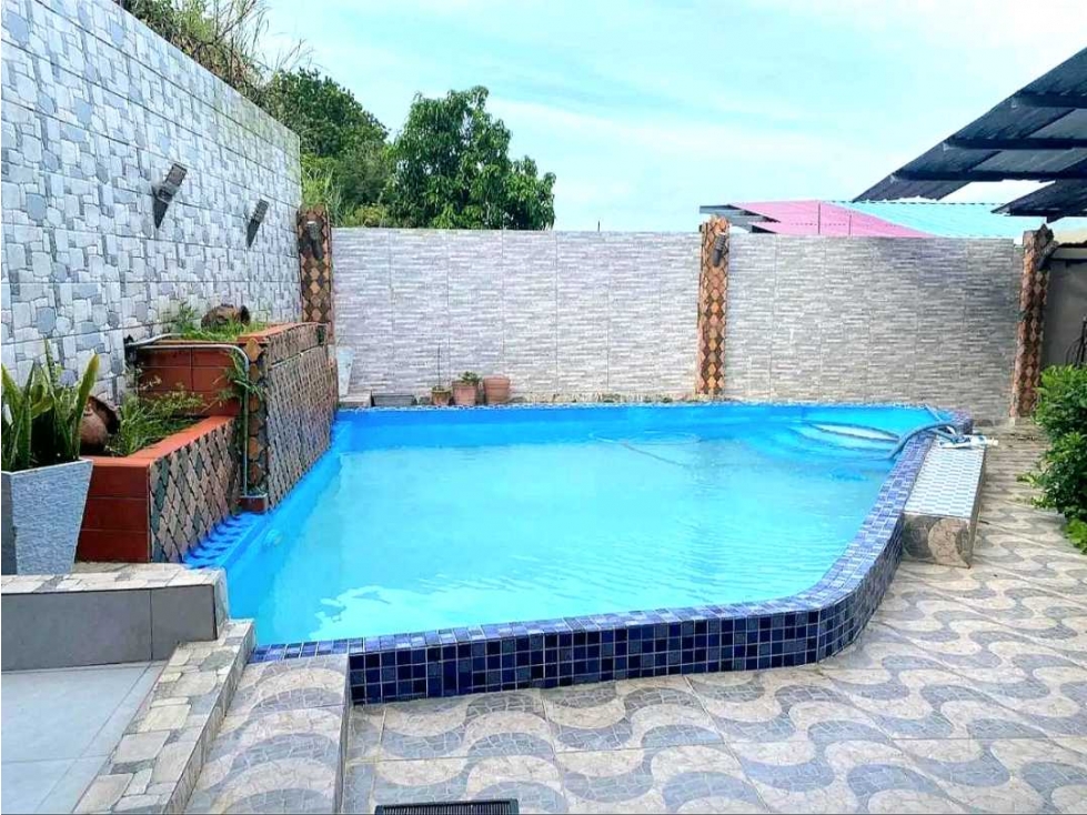 VENTA DE CASA CON PICINA EN CIUDAD BOLIVAR — foto 3