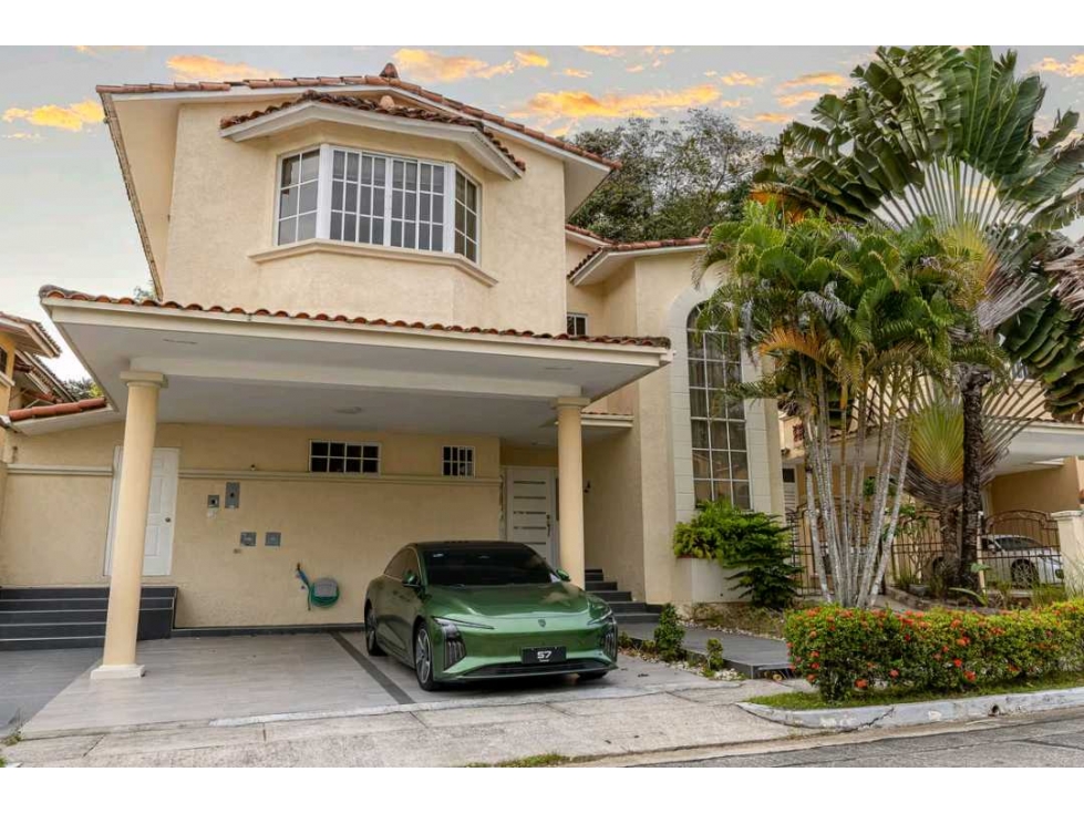 VENTA CASA CON PISCINA PRIVADA 400M2, ALBROOK GARDENS