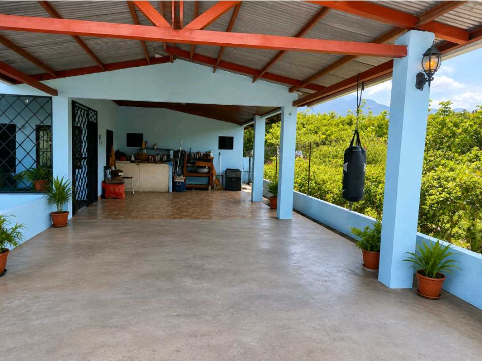VENTA DE CASA CON PISCINA EN BOQUETE 640 mts2 — foto 4