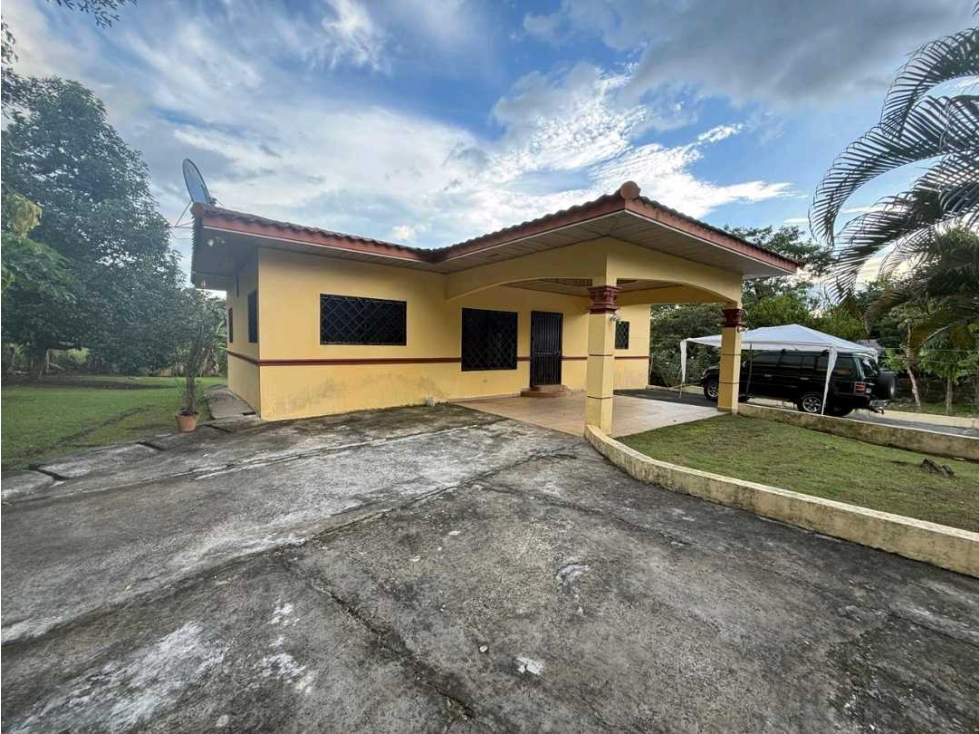 VENTA DE CASA CON TERRENO EN BUGABA 5,000 METROS - 2