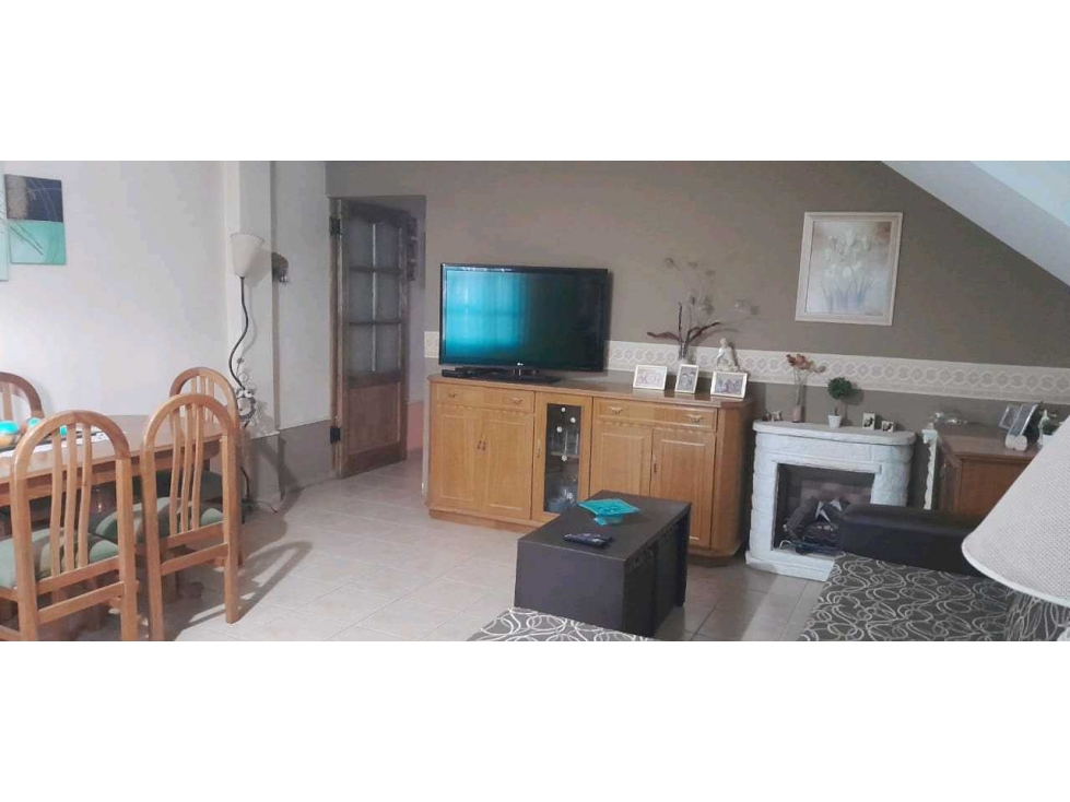 VENTA DE CASA CONFORTABLE CON QUINCHO Y PILETA, RIVADAVIA (CENTRO) - 4