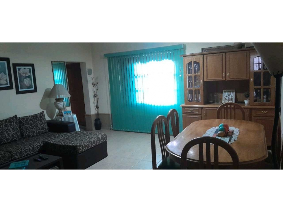 VENTA DE CASA CONFORTABLE CON QUINCHO Y PILETA, RIVADAVIA (CENTRO) - 5