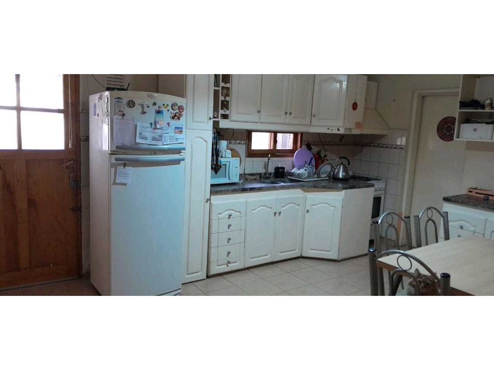 VENTA DE CASA CONFORTABLE CON QUINCHO Y PILETA, RIVADAVIA (CENTRO) - 6