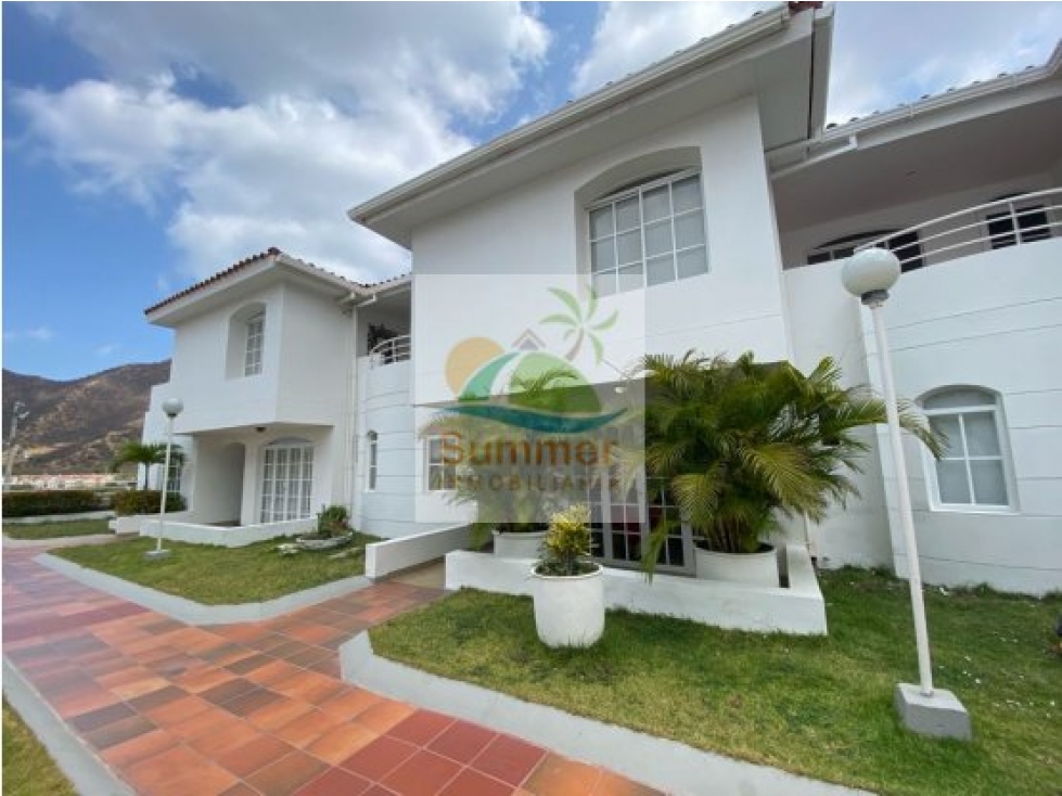Venta de casa Conjunto Rodadero Reservado - $599.900.000 COP