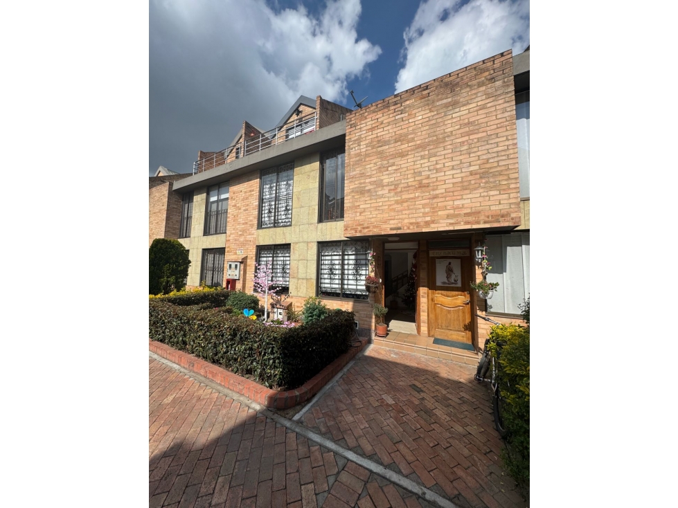 Venta de casa cortijo de Serrezuela Mosquera Cundinamarca