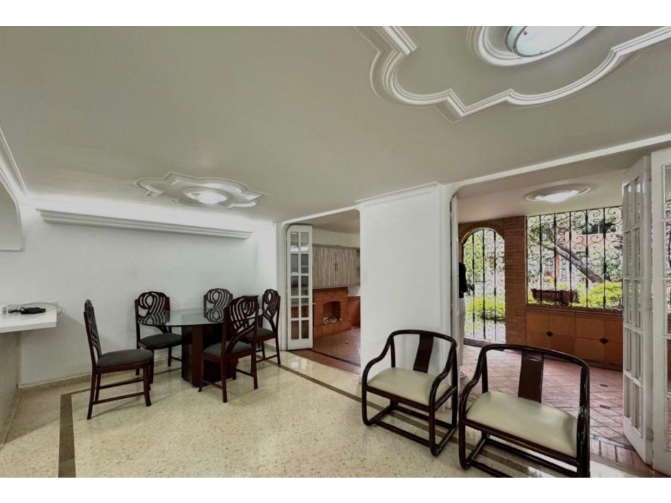 Venta de casa de 3 niveles en la Mota Belén unidad cerrada — foto 3