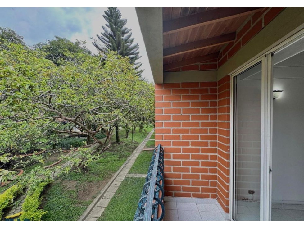 Venta de casa de 3 niveles en la Mota Belén unidad cerrada — foto 6