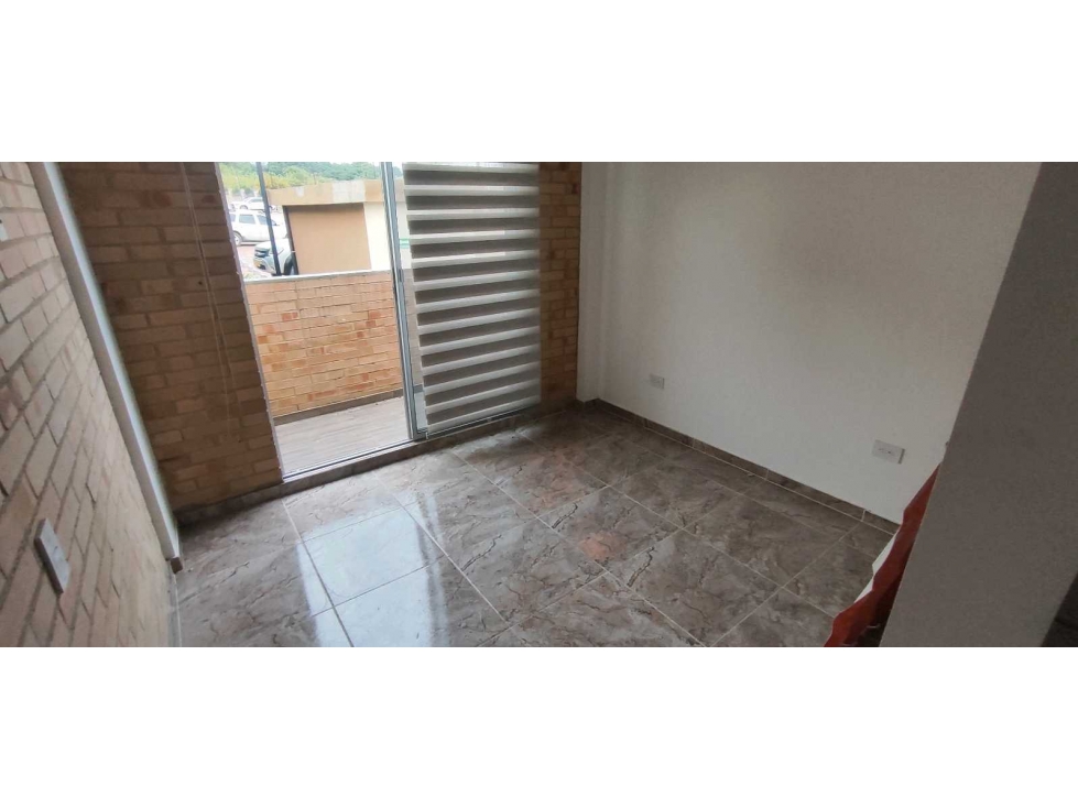 Venta/permuta de casa de 70 M2 en 320 mill en La Mesa Cund en conjunto — foto 3
