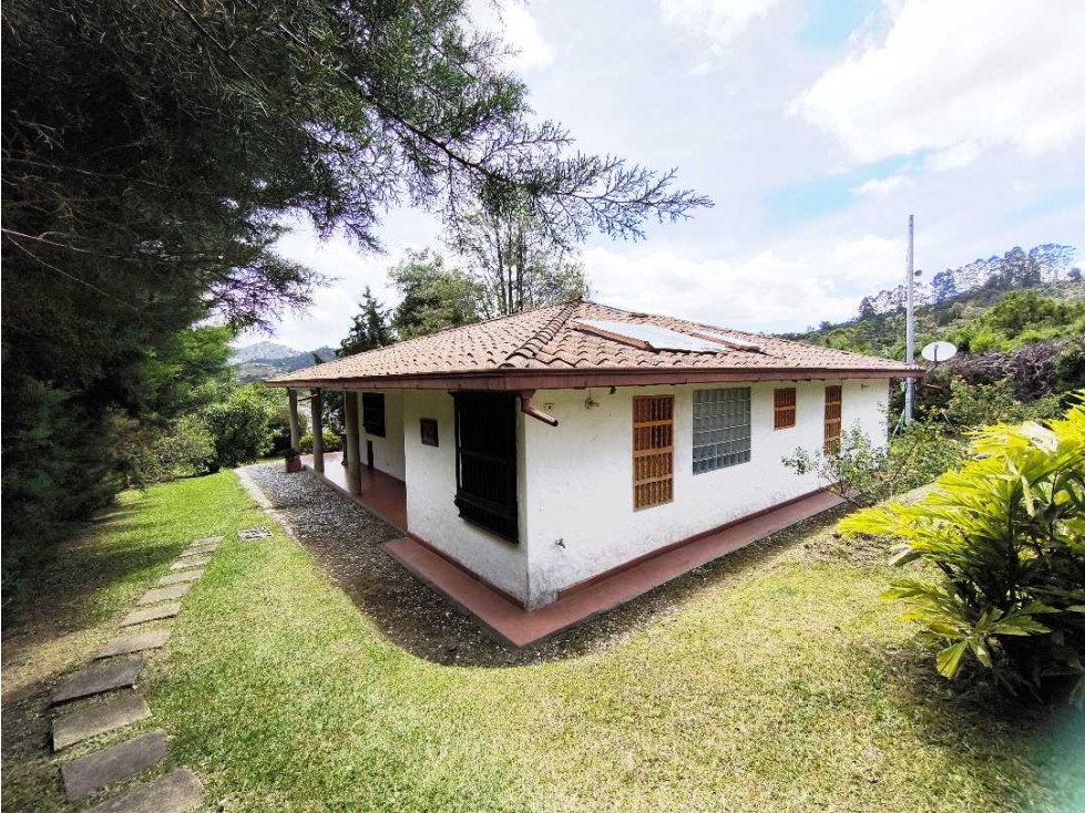 VENTA DE CASA DE CAMPO EN EL RETIRO - PANTANILLO — foto 5