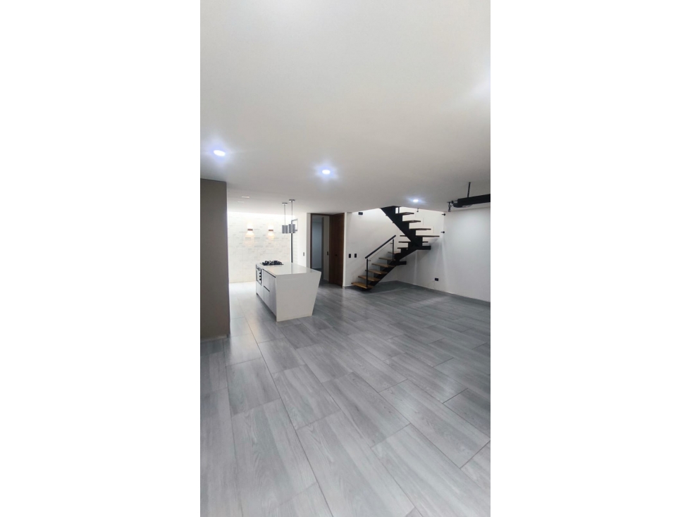 Venta de casa de dos niveles en la Ceja unidad abierta sector Valles