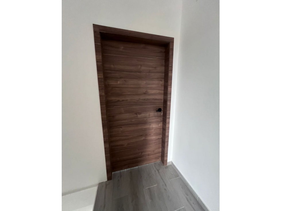 Venta de casa de dos pisos Urb. Monte Real Montecristi. - 2