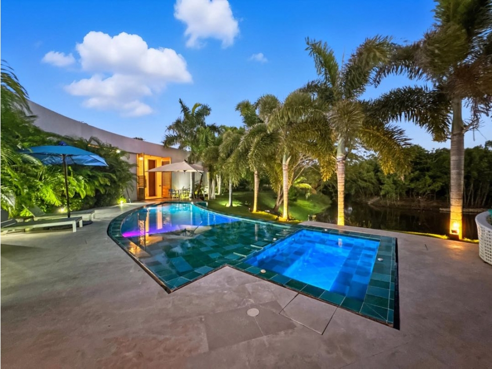 Venta de Casa de Lujo Club de Golf en Cartagena Bolívar Colombia