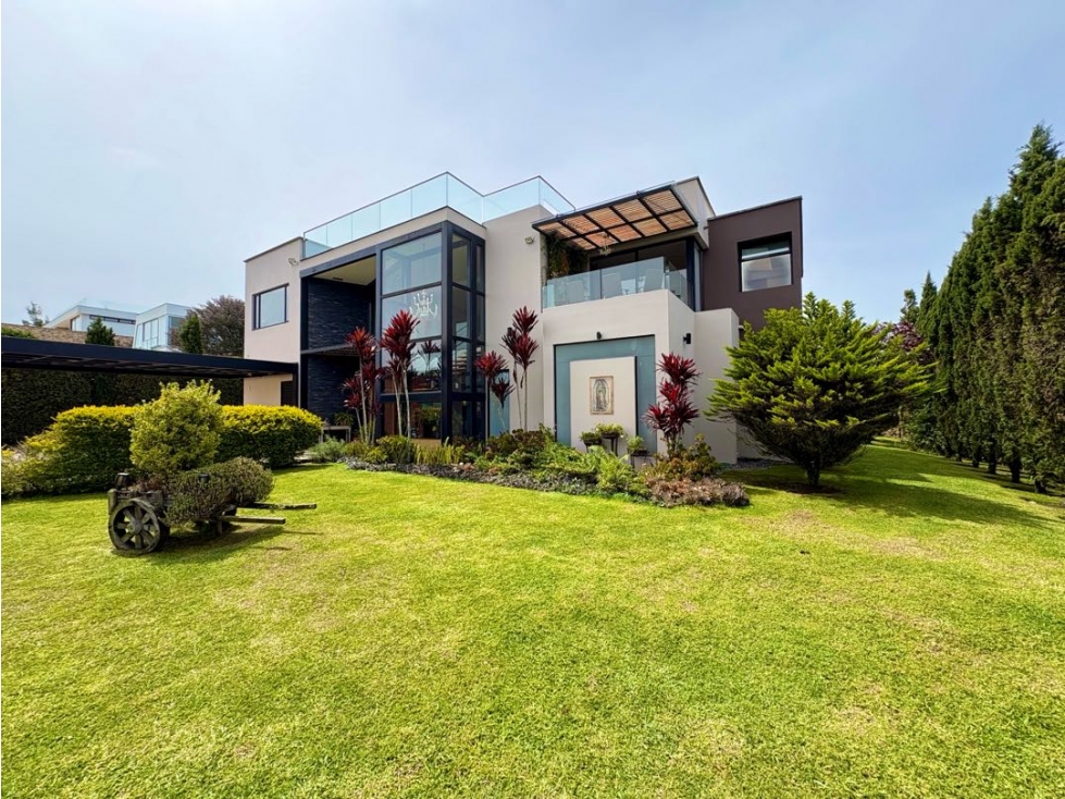 Venta de Casa de Lujo en Alto de Las Palmas Medellín — foto 4