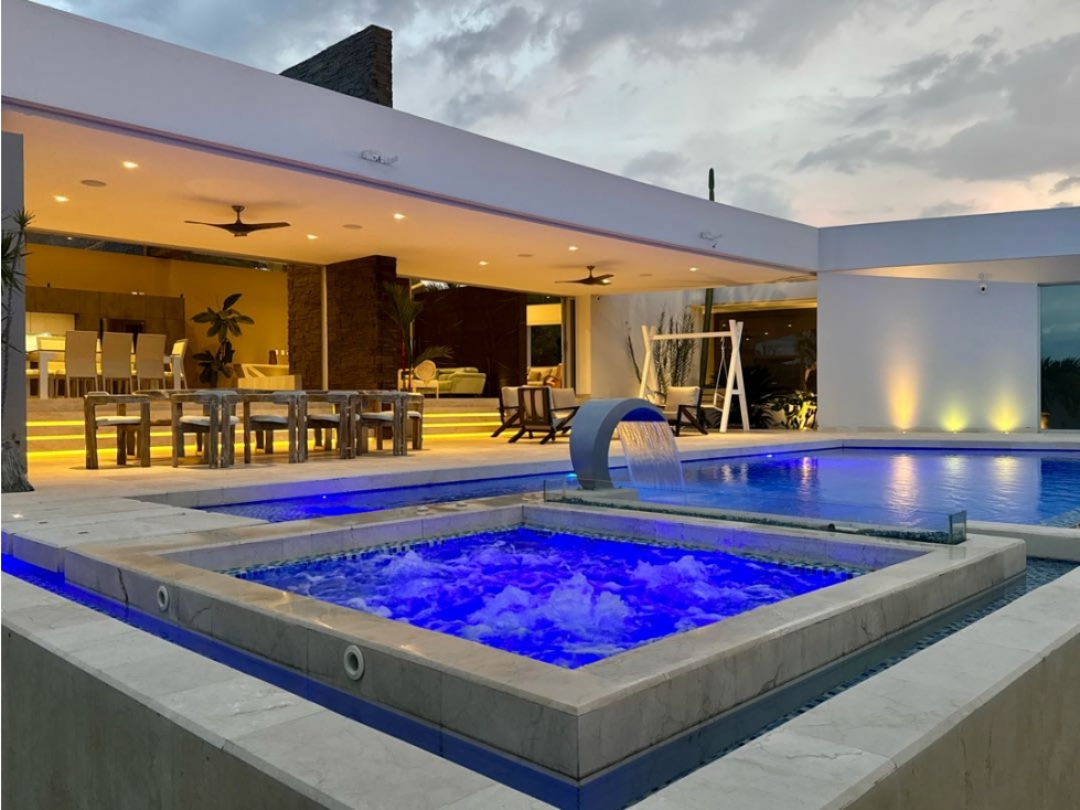 Venta de Casa de Lujo en Cerritos Pereira — foto 4