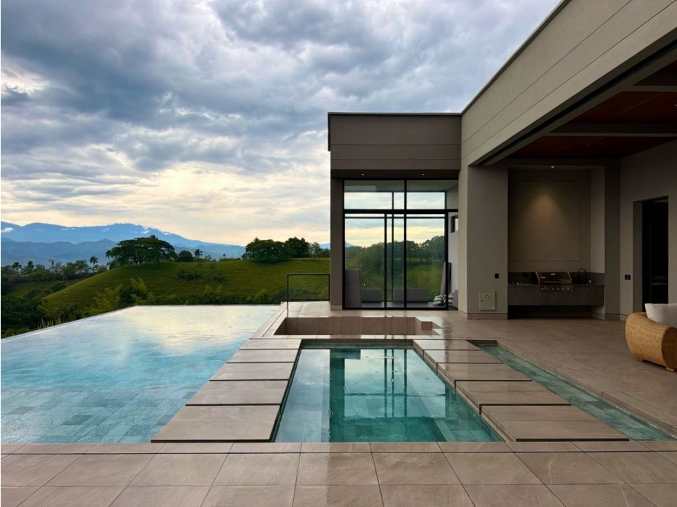 Venta de Casa de Lujo en Cerritos Pereira | Mountain View House — foto 3