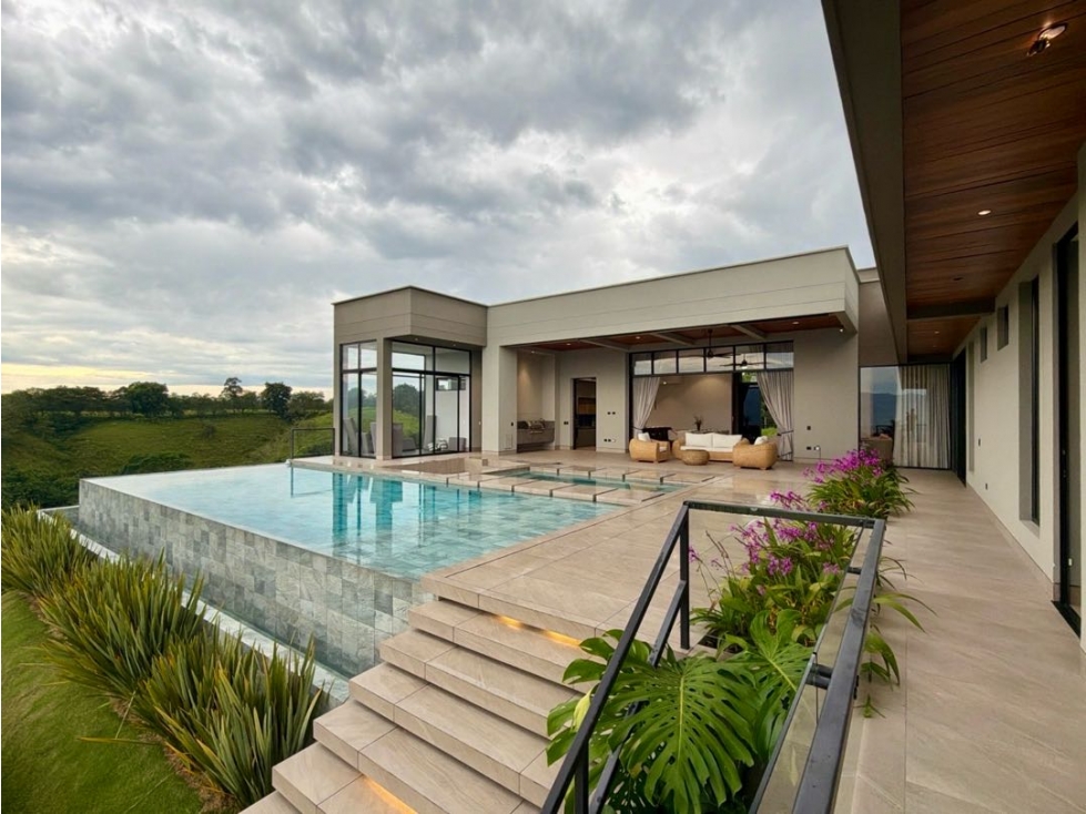 Venta de Casa de Lujo en Cerritos Pereira | Mountain View House — foto 4