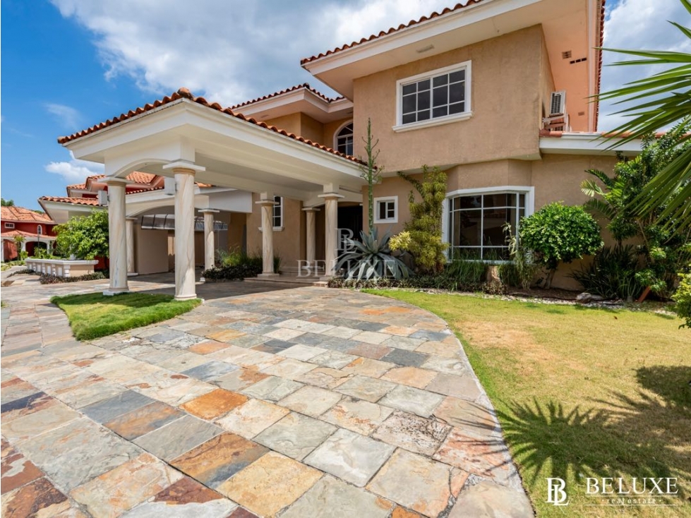VENTA DE CASA DE LUJO EN PH PALMERAS DEL ESTE (15)