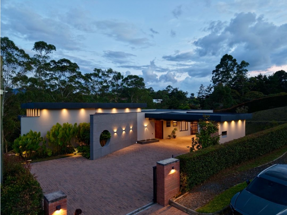 Venta de Casa de Lujo en San Antonio de Pereira Rionegro
