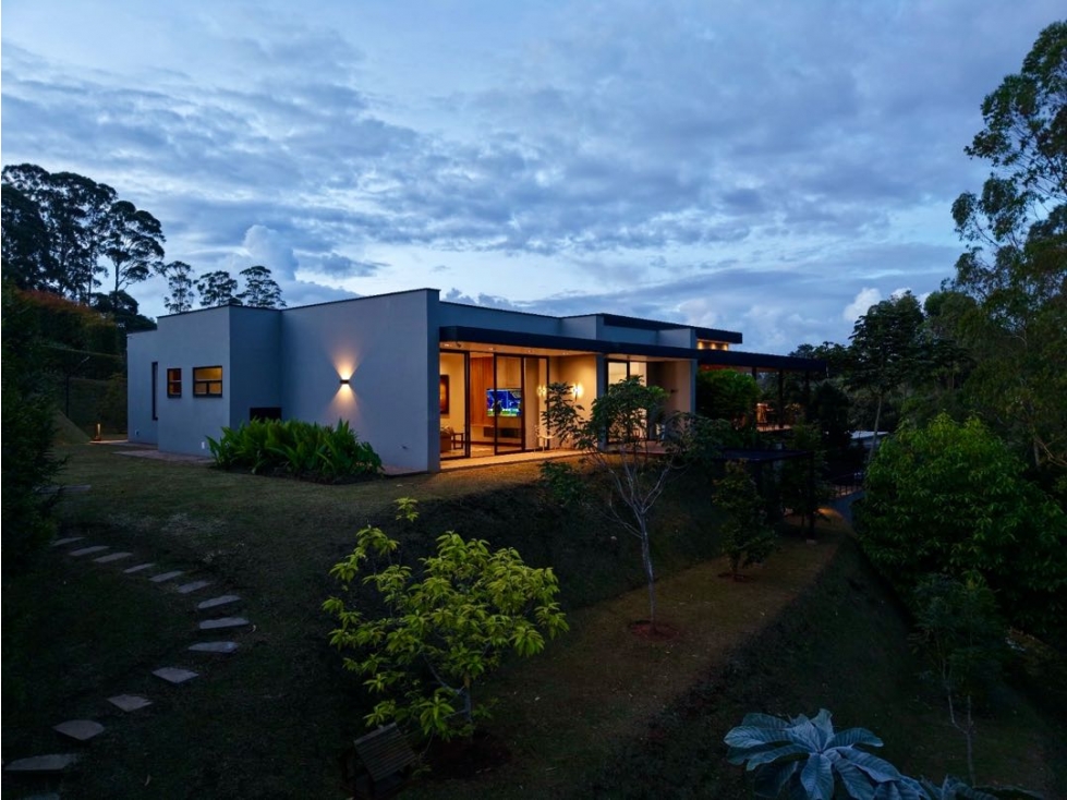 Venta de Casa de Lujo en San Antonio de Pereira Rionegro — foto 2