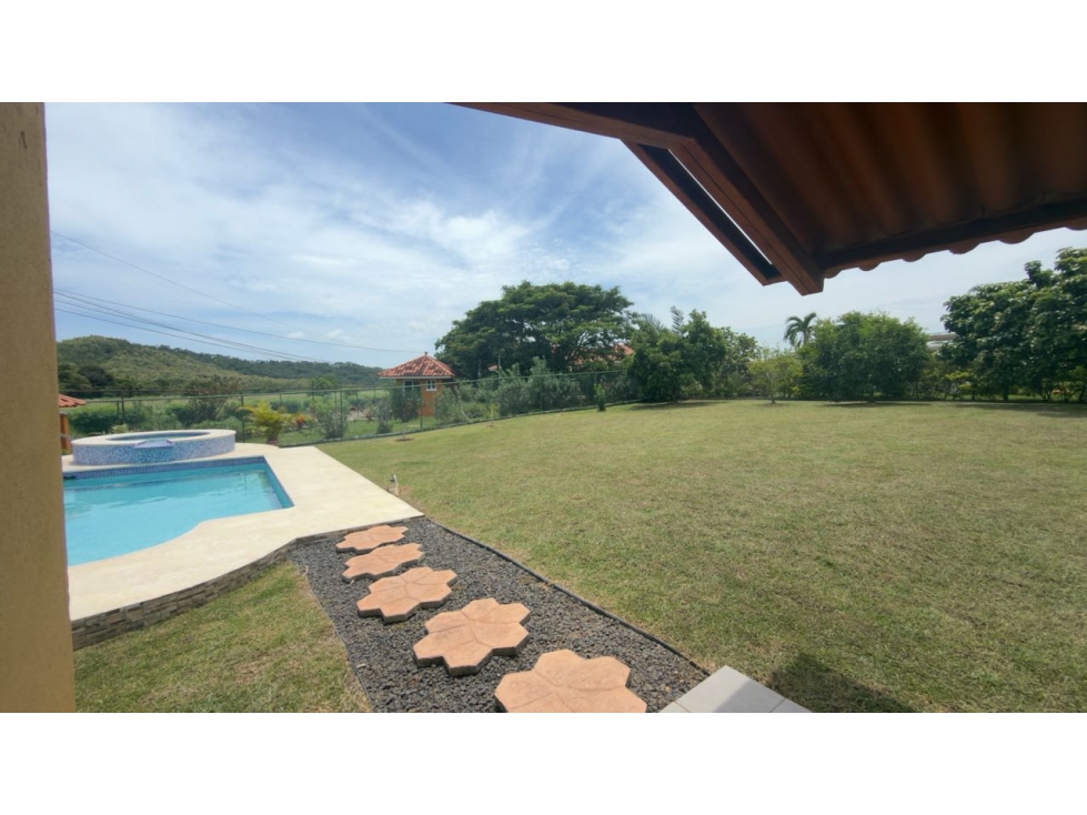 VENTA DE ESPECTACULAR CASA DE PLAYA LA COLONIA PUNTA CHAME 1621M2 JJ — foto 5