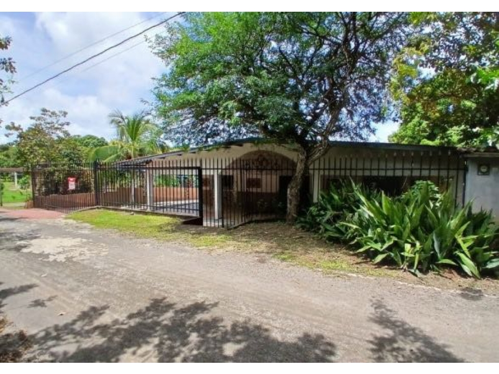 VENTA DE CASA DE PLAYAEN PANAMA OESTE SAN CARLOS 979M2 JP